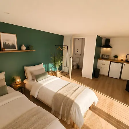 Relai Du Chateau-nos 2 A 16 *