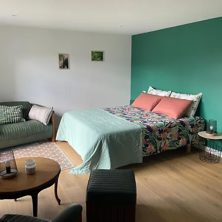 Relai Du Chateau-nos 2 A 16 *